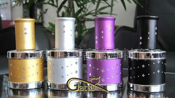 SUS304 Economy ავტომატური ტომატის სოუსის ბოთლის ფლაკონის ეტიკეტირების მანქანა 20-90 ეტიკეტის სიმაღლისთვის