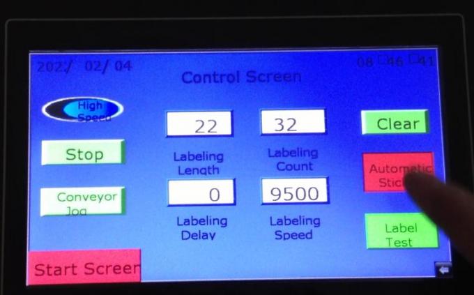 1000 მმ × 450 მმ ზომის ბრტყელი ჩანთები ავტომატური ბრტყელი ზედაპირის ეტიკეტის აპლიკატორი ზედა მხრიდან