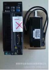 სრული ავტომატური თვითწებვადი ეტიკეტის აპლიკატორის მოწყობილობა ორმაგი მხარის სტიკერების ეტიკეტირების აპარატისთვის ოვალური, მრგვალი, წყლისთვის